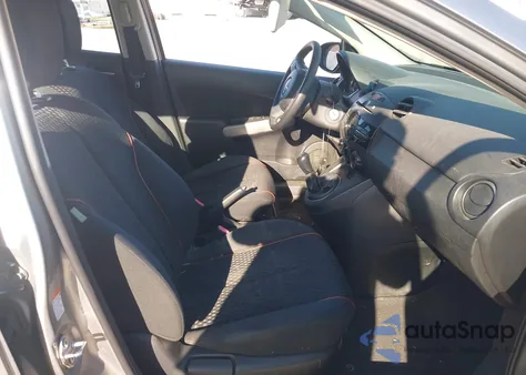 2011 Mazda Mazda2 Touring z USA, uszkodzony, nr VIN JM1DE1HY1B0107936